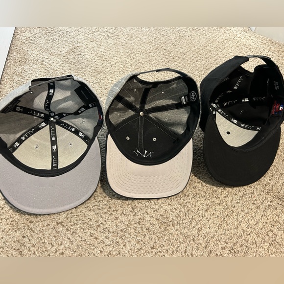 Yankees SnapBack bundle - Picture 2 of 5